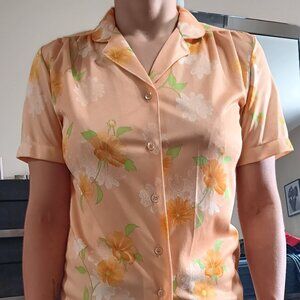 Vintage 70s Peach Floral Blouse Short Sleeve Button-Up